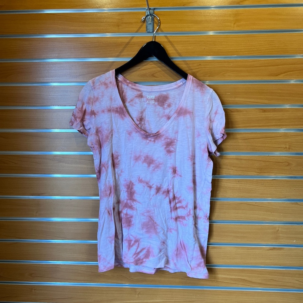 VS PINK Tee
